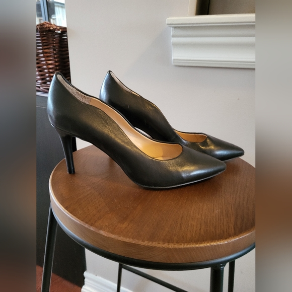 Vince Camuto Black Heels - JAYNITA - Picture 1 of 3